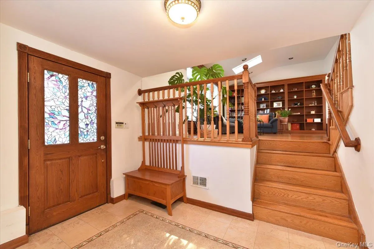 10 Orange Drive, Oyster Bay, NY, 5 Bedrooms Bedrooms, 10 Rooms Rooms,2 BathroomsBathrooms,Residential,For Rent,Orange,0,989166 10 Orange Drive, Oyster Bay, NY, 5 Bedrooms Bedrooms, 10 Rooms Rooms,2 BathroomsBathrooms,Residential,For Rent,Orange,0,989166