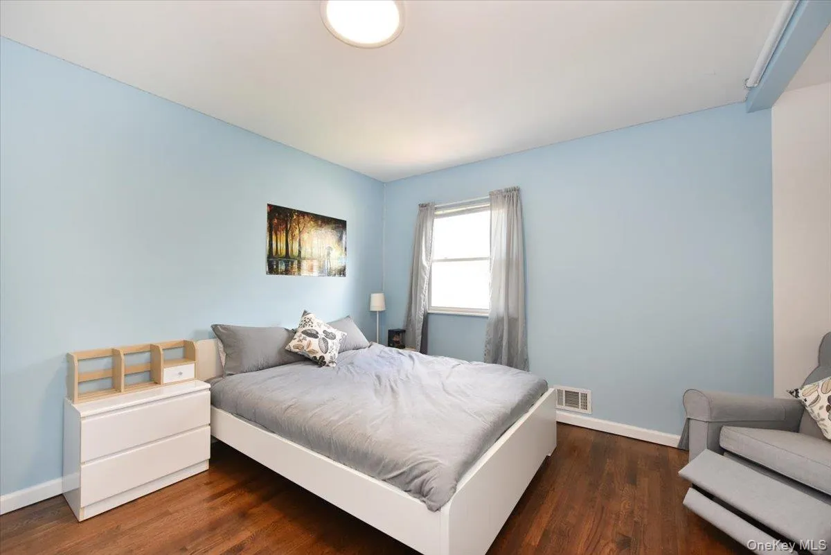 10 Orange Drive, Oyster Bay, NY, 5 Bedrooms Bedrooms, 10 Rooms Rooms,2 BathroomsBathrooms,Residential,For Rent,Orange,0,989166 10 Orange Drive, Oyster Bay, NY, 5 Bedrooms Bedrooms, 10 Rooms Rooms,2 BathroomsBathrooms,Residential,For Rent,Orange,0,989166