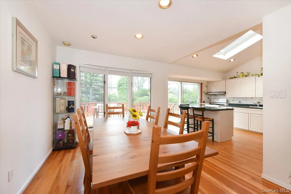 10 Orange Drive, Oyster Bay, NY, 5 Bedrooms Bedrooms, 10 Rooms Rooms,2 BathroomsBathrooms,Residential,For Rent,Orange,0,989166 10 Orange Drive, Oyster Bay, NY, 5 Bedrooms Bedrooms, 10 Rooms Rooms,2 BathroomsBathrooms,Residential,For Rent,Orange,0,989166