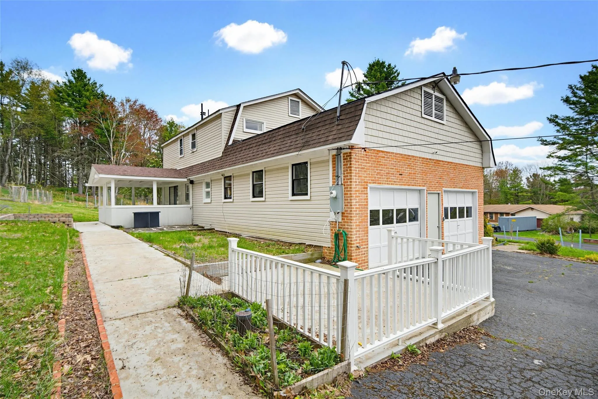 38 Marjorie Drive, Thompson, NY, 4 Bedrooms Bedrooms, 5 Rooms Rooms,2 BathroomsBathrooms,Residential,For Rent,Marjorie,0,KEY989167 38 Marjorie Drive, Thompson, NY, 4 Bedrooms Bedrooms, 5 Rooms Rooms,2 BathroomsBathrooms,Residential,For Rent,Marjorie,0,KEY989167