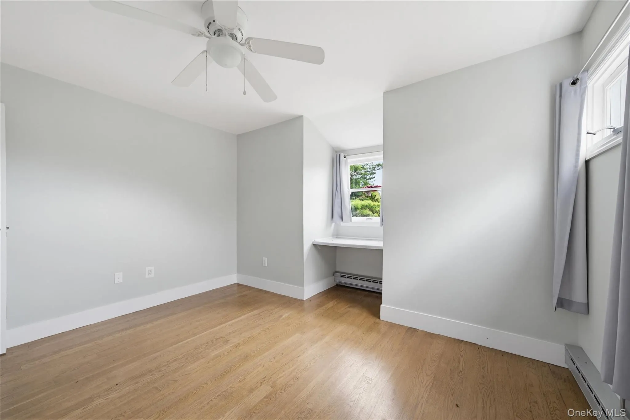 38 Marjorie Drive, Thompson, NY, 4 Bedrooms Bedrooms, 5 Rooms Rooms,2 BathroomsBathrooms,Residential,For Rent,Marjorie,0,KEY989167 38 Marjorie Drive, Thompson, NY, 4 Bedrooms Bedrooms, 5 Rooms Rooms,2 BathroomsBathrooms,Residential,For Rent,Marjorie,0,KEY989167