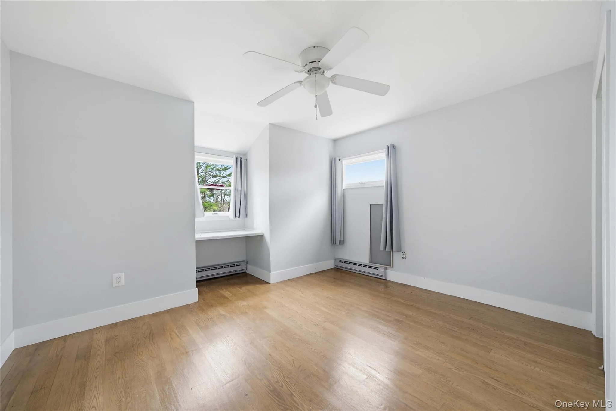 38 Marjorie Drive, Thompson, NY, 4 Bedrooms Bedrooms, 5 Rooms Rooms,2 BathroomsBathrooms,Residential,For Rent,Marjorie,0,KEY989167 38 Marjorie Drive, Thompson, NY, 4 Bedrooms Bedrooms, 5 Rooms Rooms,2 BathroomsBathrooms,Residential,For Rent,Marjorie,0,KEY989167