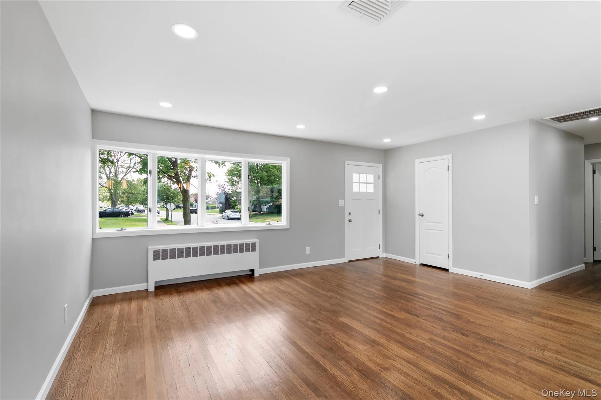 258 Gilling Road, Oyster Bay, NY, 3 Bedrooms Bedrooms, 2 Rooms Rooms,1 BathroomBathrooms,Residential Lease,For Rent,Gilling,0,989168 258 Gilling Road, Oyster Bay, NY, 3 Bedrooms Bedrooms, 2 Rooms Rooms,1 BathroomBathrooms,Residential Lease,For Rent,Gilling,0,989168