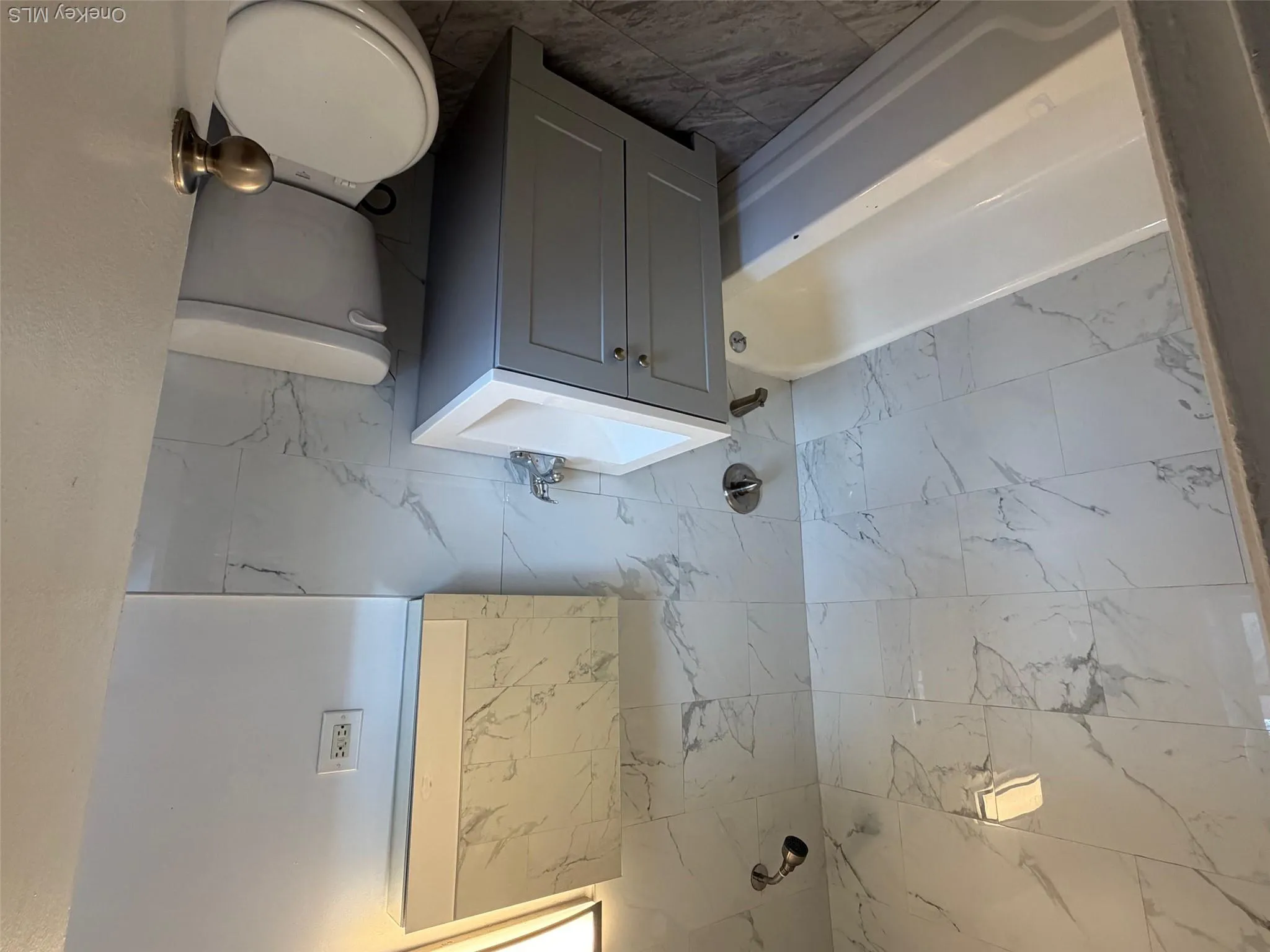830 Broadway, Long Beach, NY, 1 Room Rooms,1 BathroomBathrooms,Residential Lease,For Rent,Broadway,0,989172 830 Broadway, Long Beach, NY, 1 Room Rooms,1 BathroomBathrooms,Residential Lease,For Rent,Broadway,0,989172