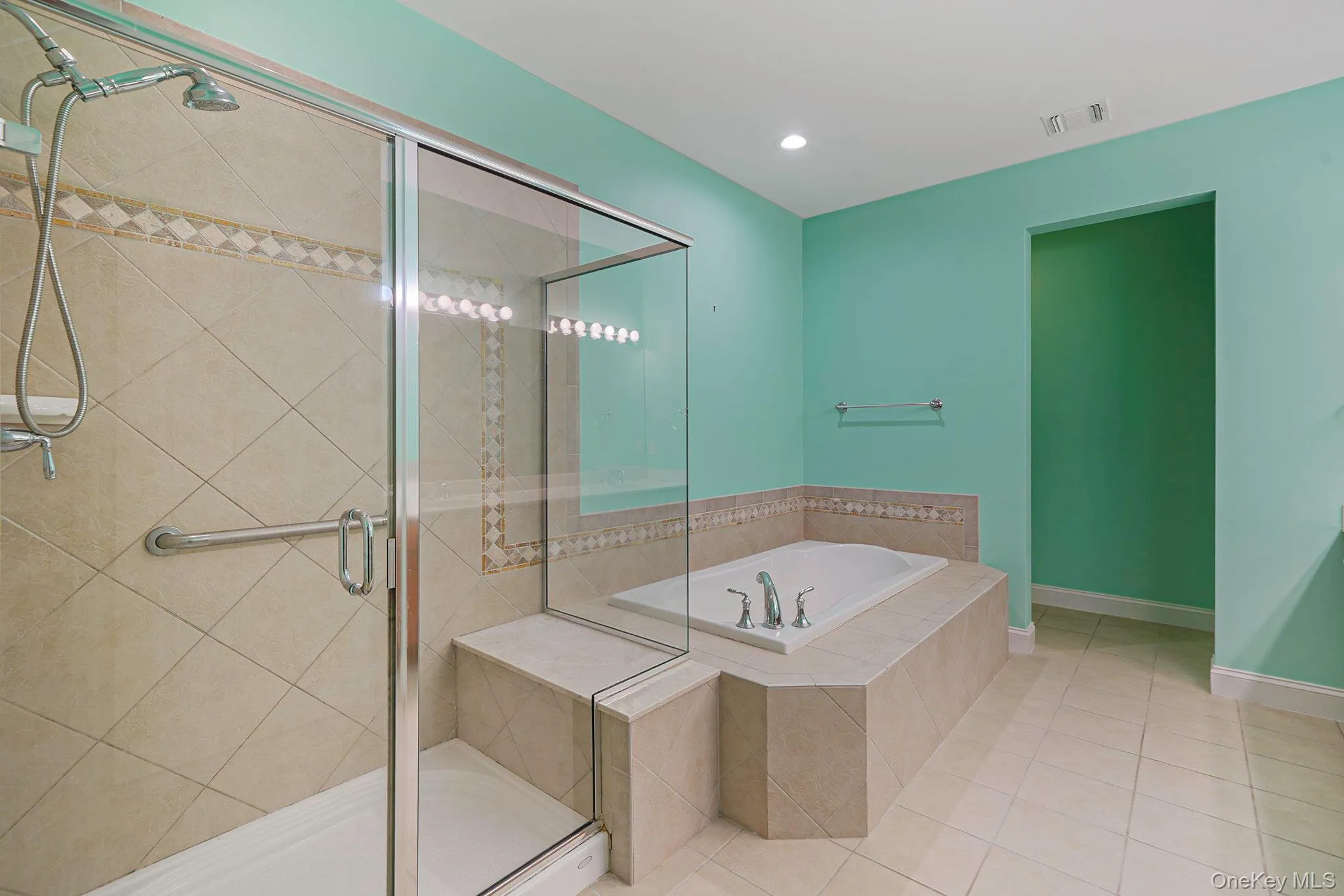 11 Ovation Place, Brookhaven, NY, 2 Bedrooms Bedrooms, 12 Rooms Rooms,2 BathroomsBathrooms,Residential Sale,For Rent,Ovation,0,989209 11 Ovation Place, Brookhaven, NY, 2 Bedrooms Bedrooms, 12 Rooms Rooms,2 BathroomsBathrooms,Residential Sale,For Rent,Ovation,0,989209