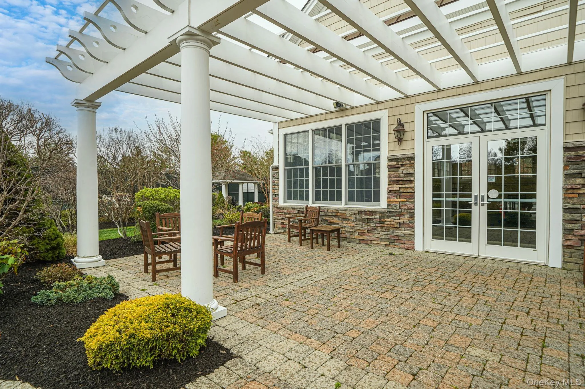 11 Ovation Place, Brookhaven, NY, 2 Bedrooms Bedrooms, 12 Rooms Rooms,2 BathroomsBathrooms,Residential Sale,For Rent,Ovation,0,989209 11 Ovation Place, Brookhaven, NY, 2 Bedrooms Bedrooms, 12 Rooms Rooms,2 BathroomsBathrooms,Residential Sale,For Rent,Ovation,0,989209