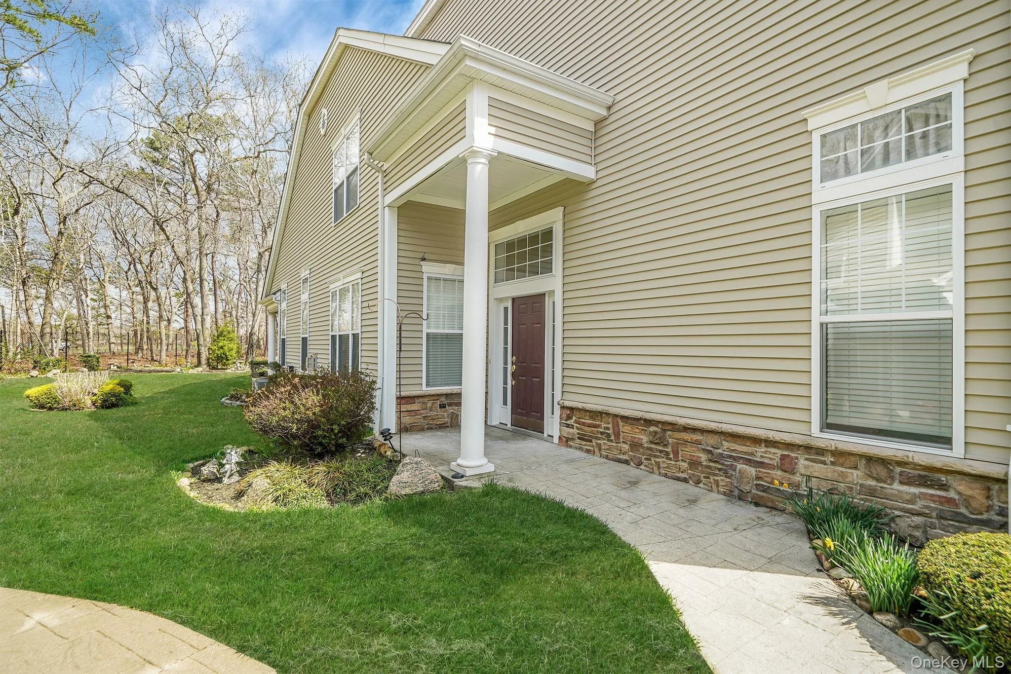 11 Ovation Place, Brookhaven, NY, 2 Bedrooms Bedrooms, 12 Rooms Rooms,2 BathroomsBathrooms,Residential Sale,For Rent,Ovation,0,989209 11 Ovation Place, Brookhaven, NY, 2 Bedrooms Bedrooms, 12 Rooms Rooms,2 BathroomsBathrooms,Residential Sale,For Rent,Ovation,0,989209