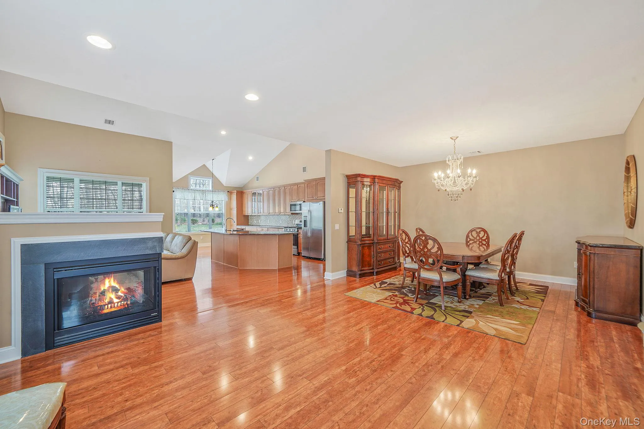 11 Ovation Place, Brookhaven, NY, 2 Bedrooms Bedrooms, 12 Rooms Rooms,2 BathroomsBathrooms,Residential Sale,For Rent,Ovation,0,989209 11 Ovation Place, Brookhaven, NY, 2 Bedrooms Bedrooms, 12 Rooms Rooms,2 BathroomsBathrooms,Residential Sale,For Rent,Ovation,0,989209