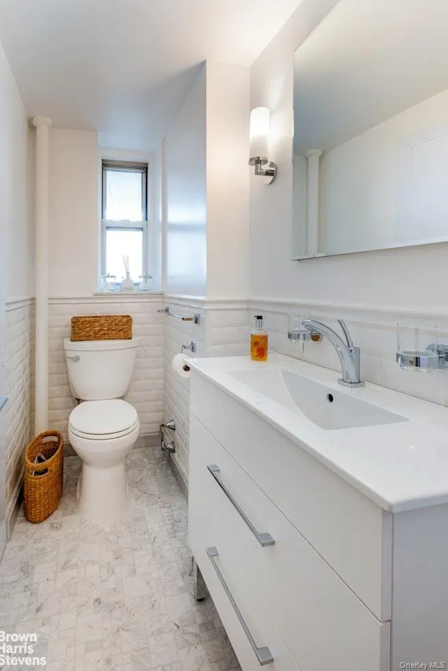 4525 Henry Hudson Parkway, New York, NY, 2 Bedrooms Bedrooms, 4 Rooms Rooms,1 BathroomBathrooms,Residential,For Rent,Henry Hudson,0,989253 4525 Henry Hudson Parkway, New York, NY, 2 Bedrooms Bedrooms, 4 Rooms Rooms,1 BathroomBathrooms,Residential,For Rent,Henry Hudson,0,989253