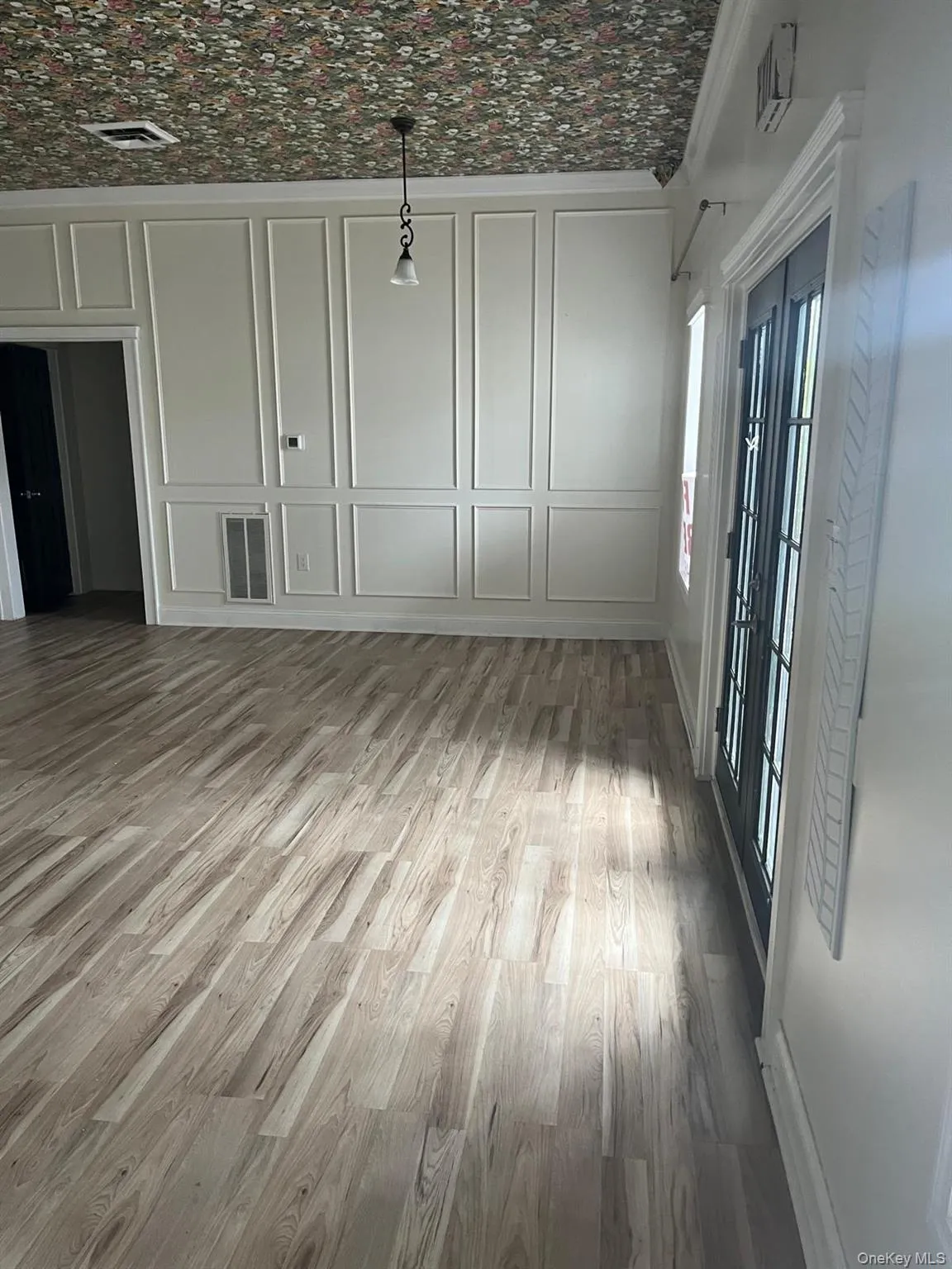 Large open floor plan Large open floor plan