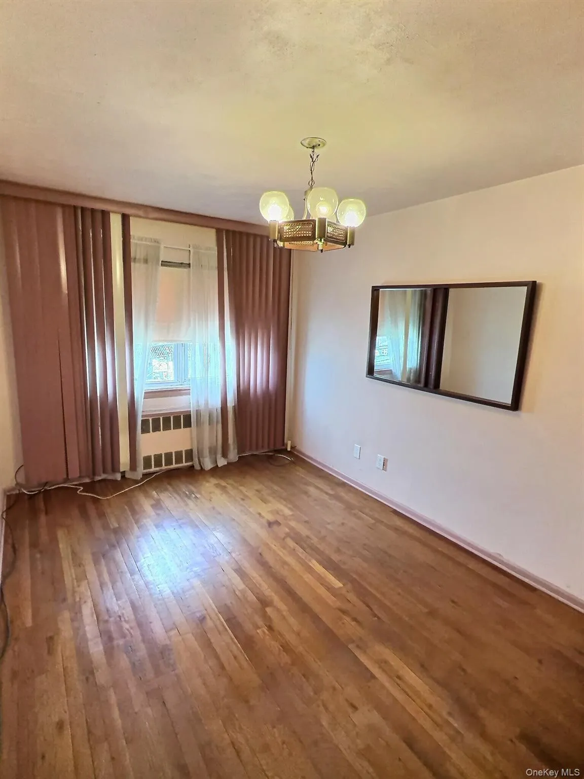 147-25 Brookville Boulevard, New York, NY, 3 Bedrooms Bedrooms, 7 Rooms Rooms,1 BathroomBathrooms,Residential,For Rent,Brookville,0,989260 147-25 Brookville Boulevard, New York, NY, 3 Bedrooms Bedrooms, 7 Rooms Rooms,1 BathroomBathrooms,Residential,For Rent,Brookville,0,989260