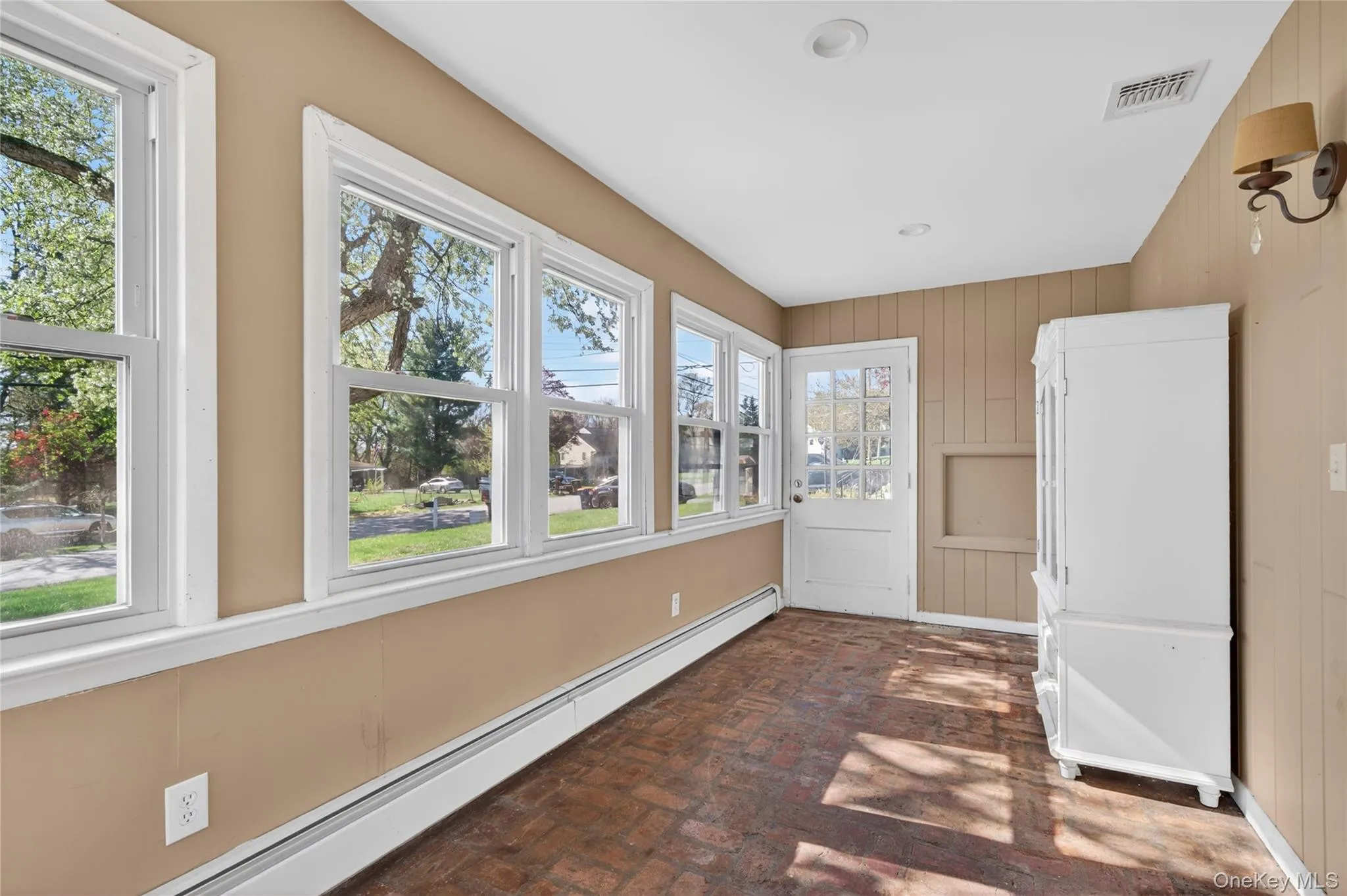 separate entrance to bonus room separate entrance to bonus room