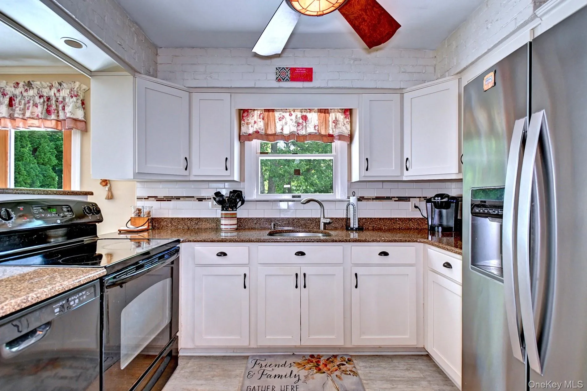 21 Aspen Street, Brookhaven, NY, 4 Bedrooms Bedrooms, 8 Rooms Rooms,2 BathroomsBathrooms,Residential,For Rent,Aspen,0,989293 21 Aspen Street, Brookhaven, NY, 4 Bedrooms Bedrooms, 8 Rooms Rooms,2 BathroomsBathrooms,Residential,For Rent,Aspen,0,989293