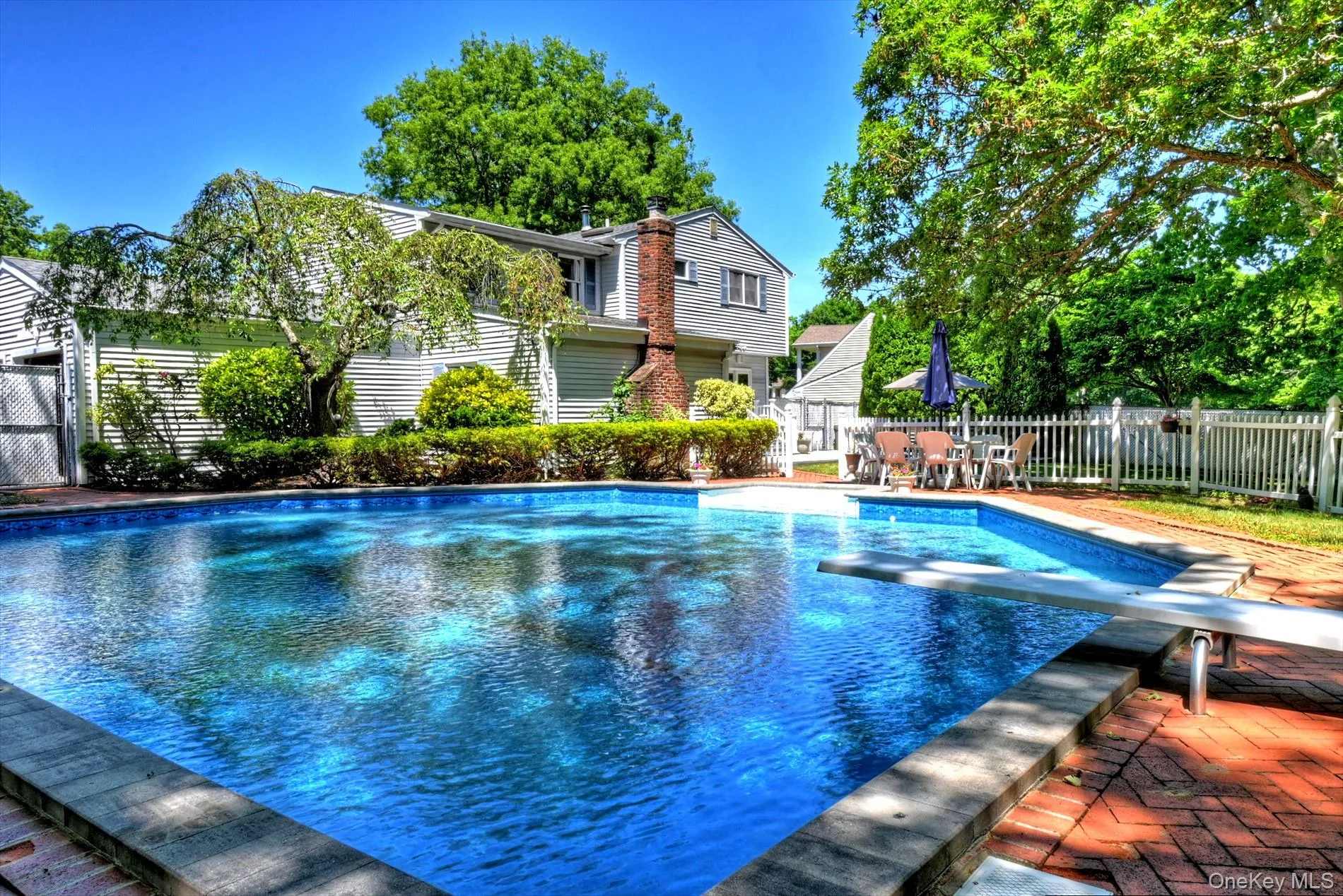 21 Aspen Street, Brookhaven, NY, 4 Bedrooms Bedrooms, 8 Rooms Rooms,2 BathroomsBathrooms,Residential,For Rent,Aspen,0,989293 21 Aspen Street, Brookhaven, NY, 4 Bedrooms Bedrooms, 8 Rooms Rooms,2 BathroomsBathrooms,Residential,For Rent,Aspen,0,989293