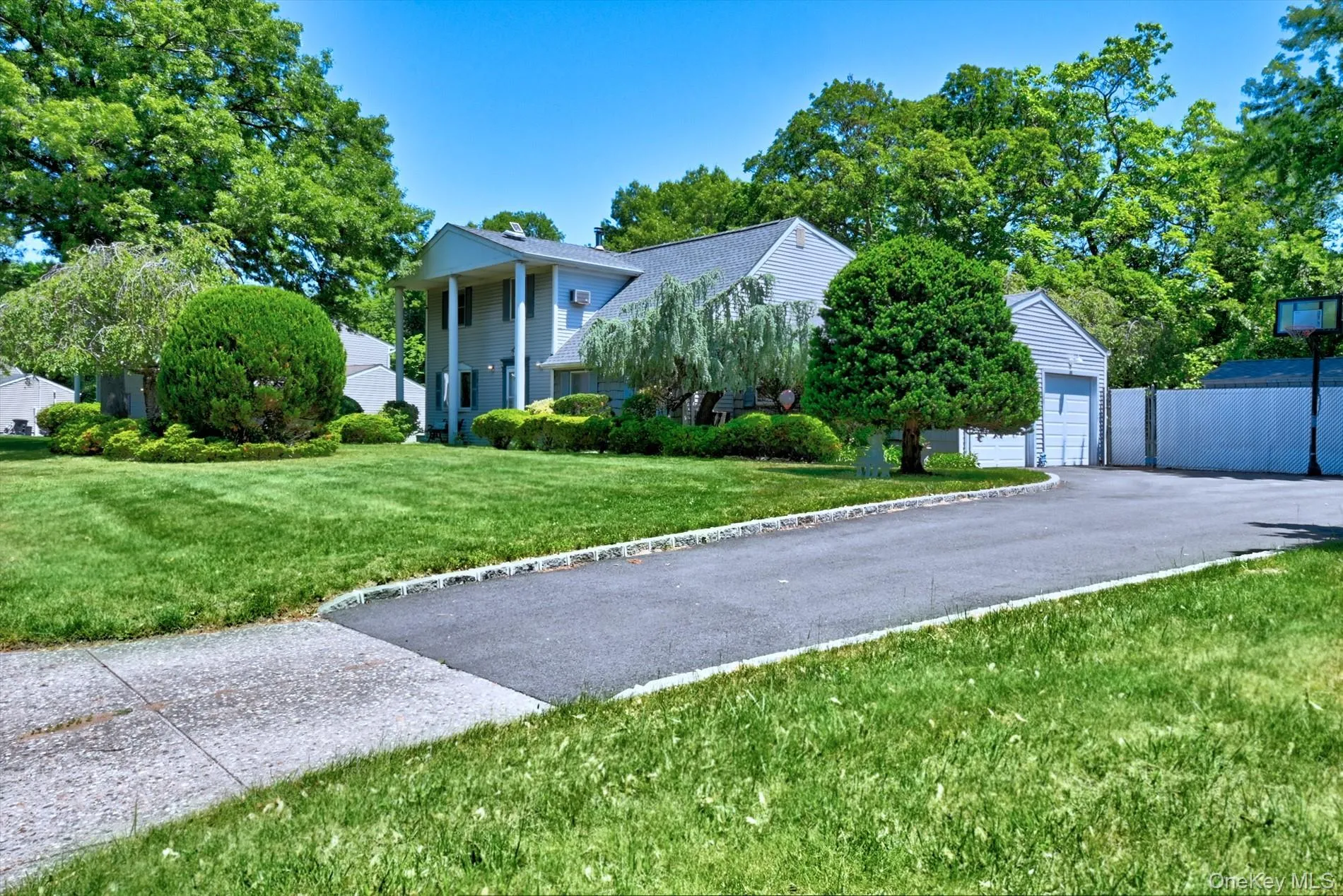 21 Aspen Street, Brookhaven, NY, 4 Bedrooms Bedrooms, 8 Rooms Rooms,2 BathroomsBathrooms,Residential,For Rent,Aspen,0,989293 21 Aspen Street, Brookhaven, NY, 4 Bedrooms Bedrooms, 8 Rooms Rooms,2 BathroomsBathrooms,Residential,For Rent,Aspen,0,989293