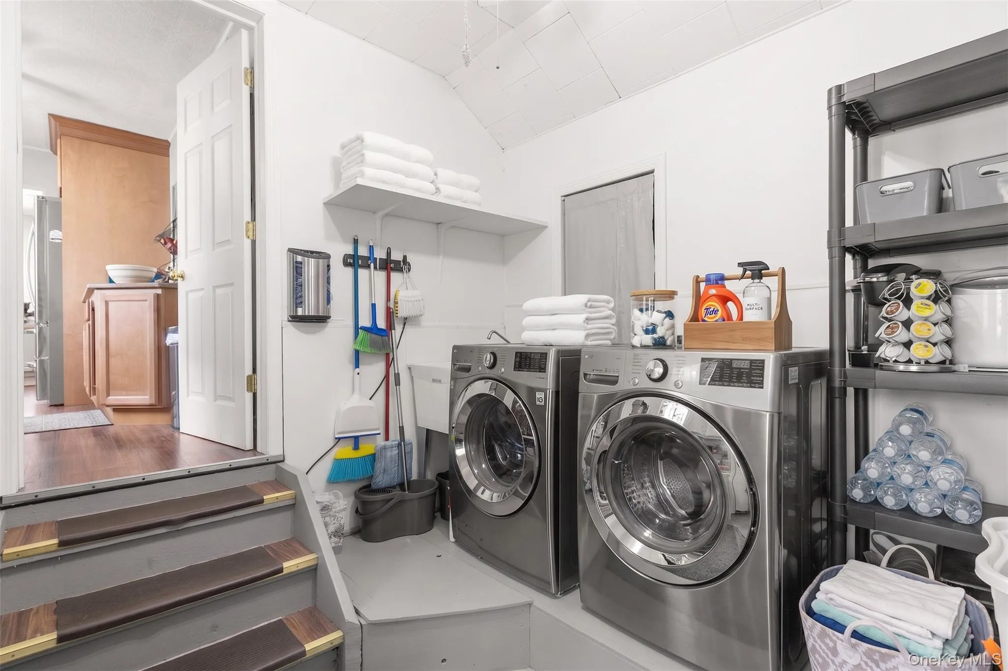 228 Riviera Drive, Babylon, NY, 4 Bedrooms Bedrooms, 9 Rooms Rooms,2 BathroomsBathrooms,Residential,For Rent,Riviera,0,989295 228 Riviera Drive, Babylon, NY, 4 Bedrooms Bedrooms, 9 Rooms Rooms,2 BathroomsBathrooms,Residential,For Rent,Riviera,0,989295