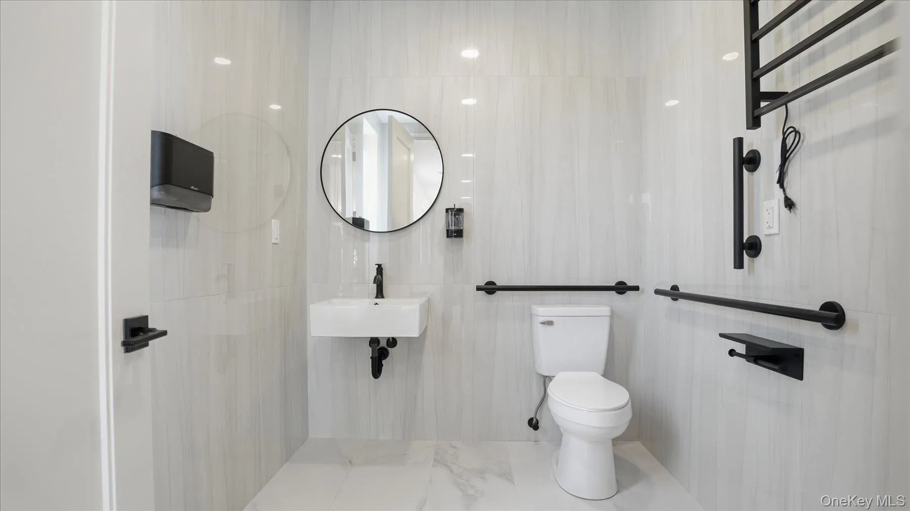 200 Montauk Highway, Southampton, NY, ,Commercial Lease,For Rent,Montauk,0,989303 200 Montauk Highway, Southampton, NY, ,Commercial Lease,For Rent,Montauk,0,989303