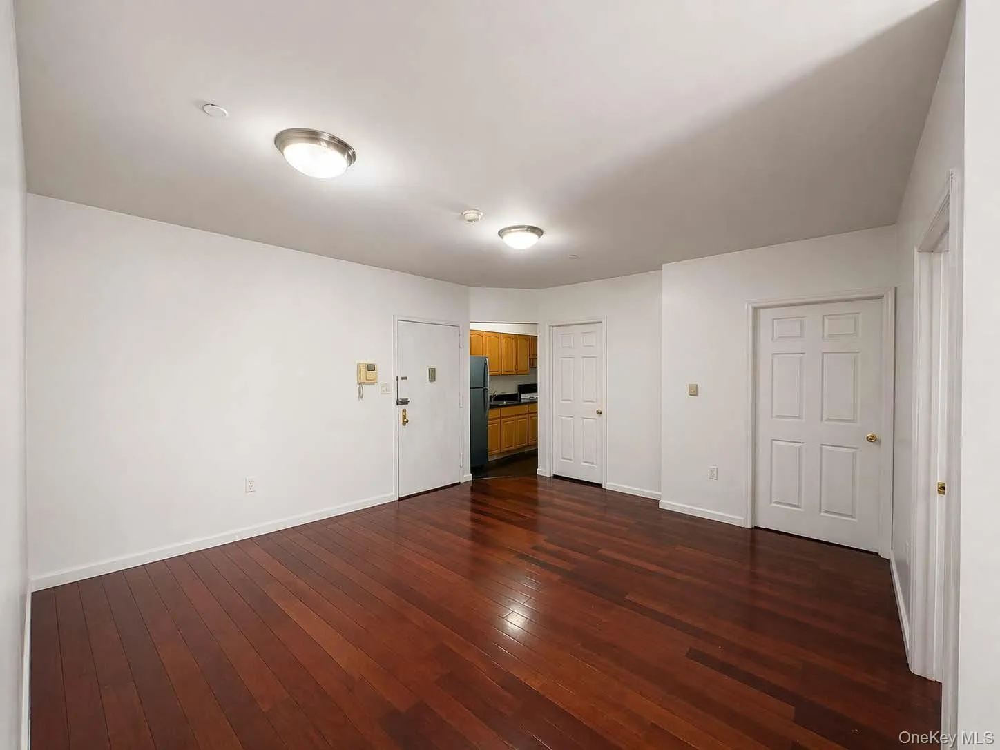 104-33 39th Avenue, New York, NY, 2 Bedrooms Bedrooms, 5 Rooms Rooms,1 BathroomBathrooms,Residential,For Rent,39th,0,989308 104-33 39th Avenue, New York, NY, 2 Bedrooms Bedrooms, 5 Rooms Rooms,1 BathroomBathrooms,Residential,For Rent,39th,0,989308
