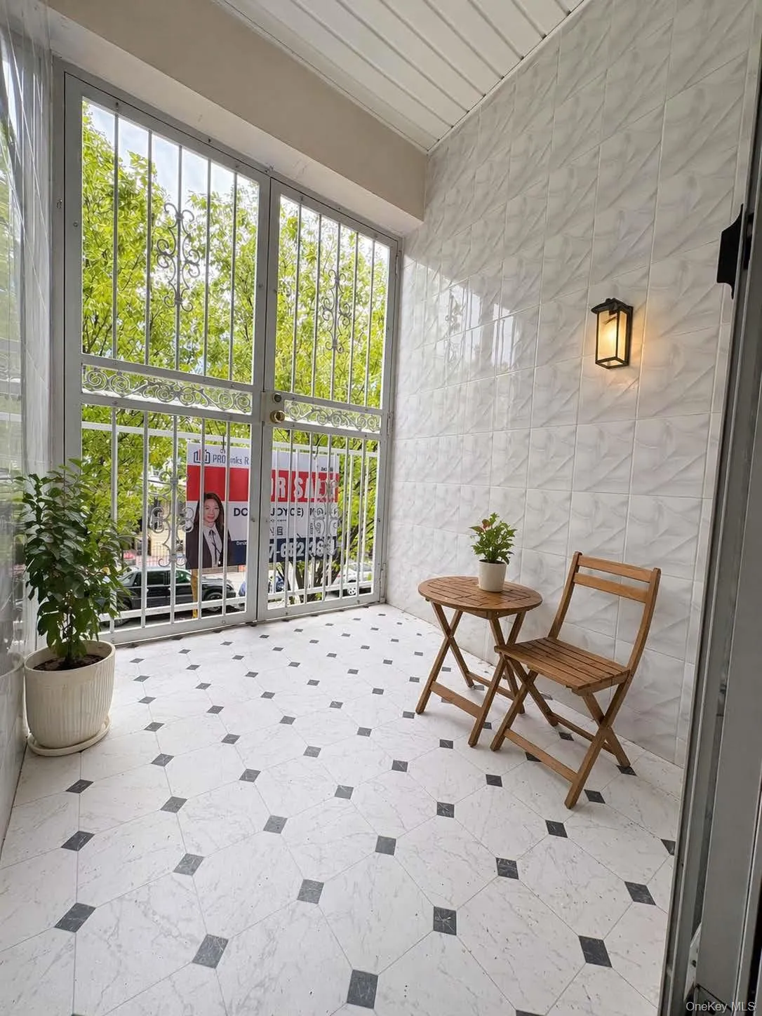 104-33 39th Avenue, New York, NY, 2 Bedrooms Bedrooms, 5 Rooms Rooms,1 BathroomBathrooms,Residential,For Rent,39th,0,989308 104-33 39th Avenue, New York, NY, 2 Bedrooms Bedrooms, 5 Rooms Rooms,1 BathroomBathrooms,Residential,For Rent,39th,0,989308