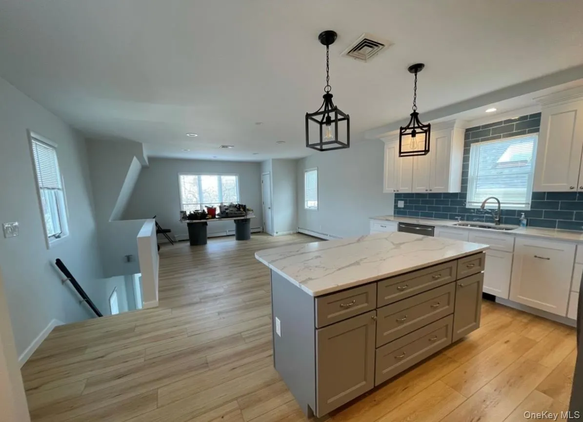 512 Penn Street, Long Beach, NY, 3 Bedrooms Bedrooms, 5 Rooms Rooms,2 BathroomsBathrooms,Residential Lease,For Rent,Penn,0,989309 512 Penn Street, Long Beach, NY, 3 Bedrooms Bedrooms, 5 Rooms Rooms,2 BathroomsBathrooms,Residential Lease,For Rent,Penn,0,989309