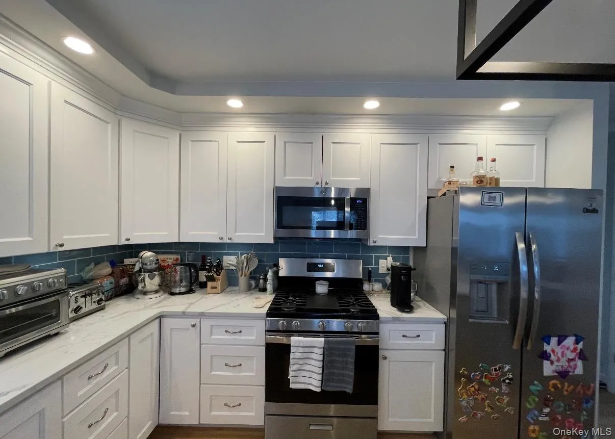 512 Penn Street, Long Beach, NY, 3 Bedrooms Bedrooms, 5 Rooms Rooms,2 BathroomsBathrooms,Residential Lease,For Rent,Penn,0,989309 512 Penn Street, Long Beach, NY, 3 Bedrooms Bedrooms, 5 Rooms Rooms,2 BathroomsBathrooms,Residential Lease,For Rent,Penn,0,989309