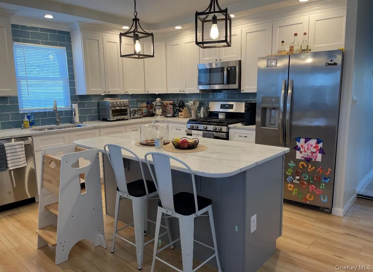 512 Penn Street, Long Beach, NY, 3 Bedrooms Bedrooms, 5 Rooms Rooms,2 BathroomsBathrooms,Residential Lease,For Rent,Penn,0,989309 512 Penn Street, Long Beach, NY, 3 Bedrooms Bedrooms, 5 Rooms Rooms,2 BathroomsBathrooms,Residential Lease,For Rent,Penn,0,989309