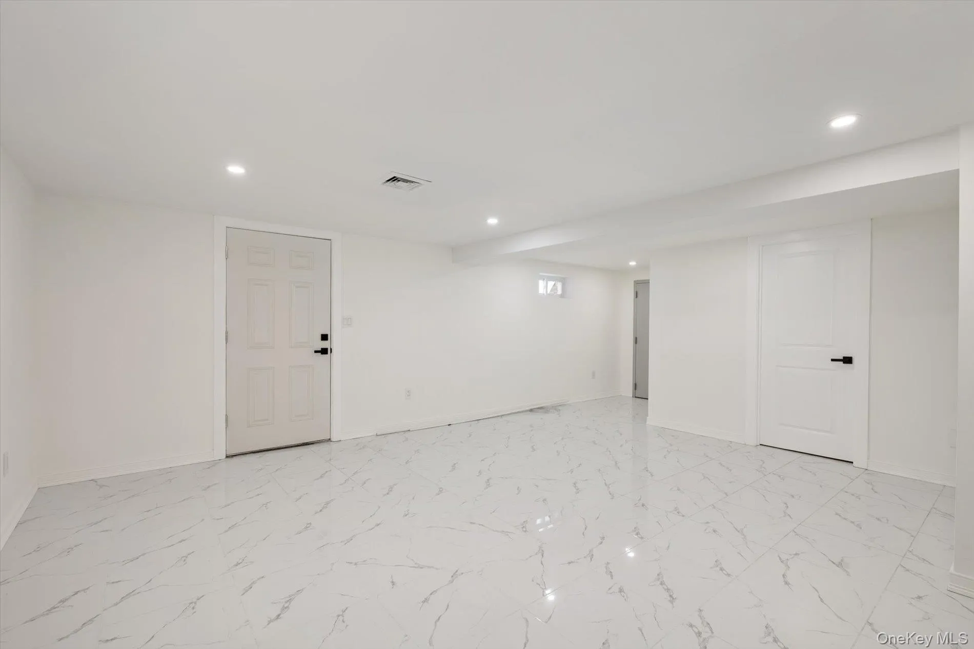 Basement separate entrance Basement separate entrance
