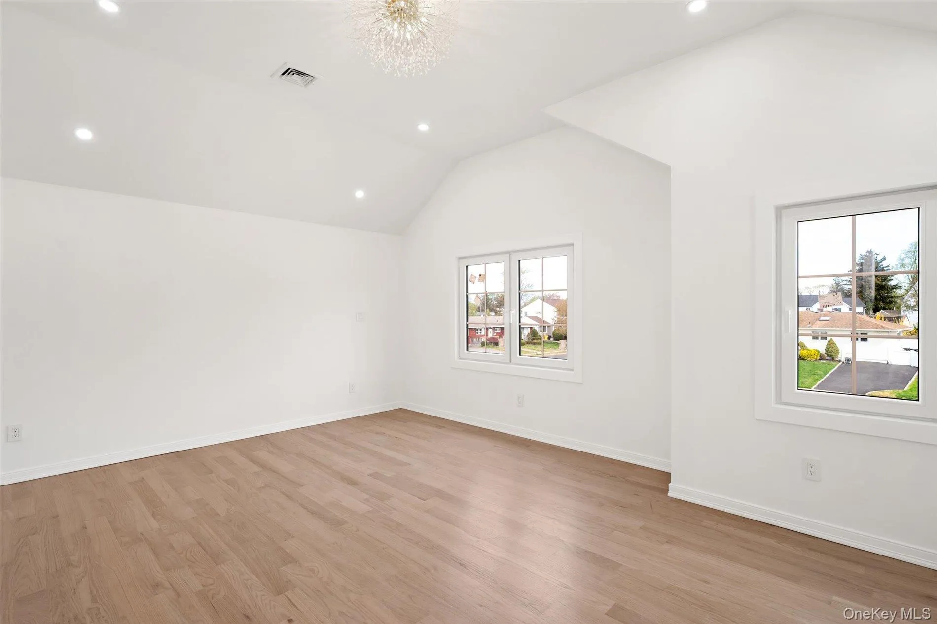 10 Faye Court, Oyster Bay, NY, 5 Bedrooms Bedrooms, 14 Rooms Rooms,5 BathroomsBathrooms,Residential,For Rent,Faye,0,989323 10 Faye Court, Oyster Bay, NY, 5 Bedrooms Bedrooms, 14 Rooms Rooms,5 BathroomsBathrooms,Residential,For Rent,Faye,0,989323