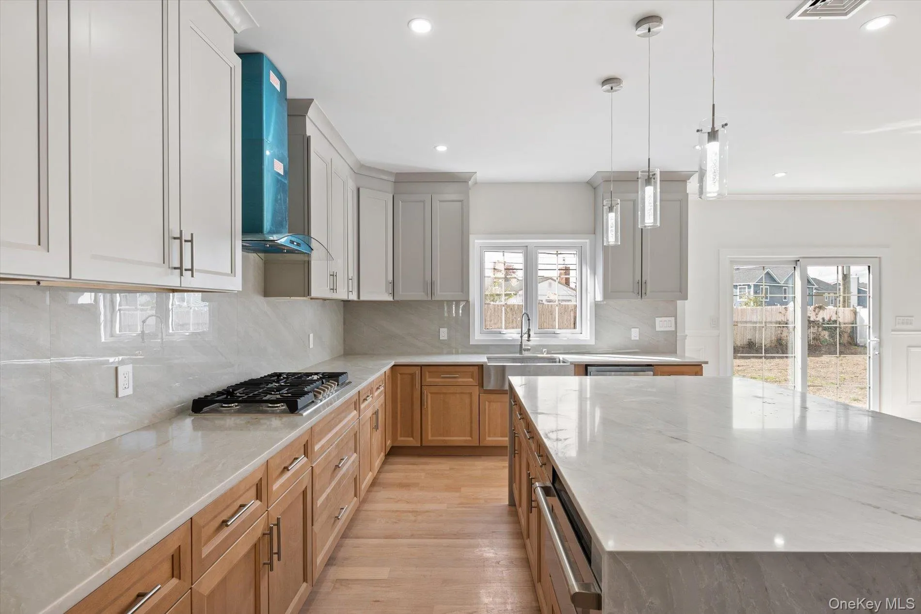 10 Faye Court, Oyster Bay, NY, 5 Bedrooms Bedrooms, 14 Rooms Rooms,5 BathroomsBathrooms,Residential,For Rent,Faye,0,989323 10 Faye Court, Oyster Bay, NY, 5 Bedrooms Bedrooms, 14 Rooms Rooms,5 BathroomsBathrooms,Residential,For Rent,Faye,0,989323