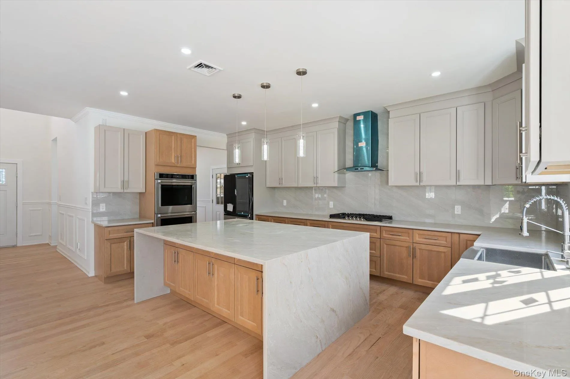 10 Faye Court, Oyster Bay, NY, 5 Bedrooms Bedrooms, 14 Rooms Rooms,5 BathroomsBathrooms,Residential,For Rent,Faye,0,989323 10 Faye Court, Oyster Bay, NY, 5 Bedrooms Bedrooms, 14 Rooms Rooms,5 BathroomsBathrooms,Residential,For Rent,Faye,0,989323