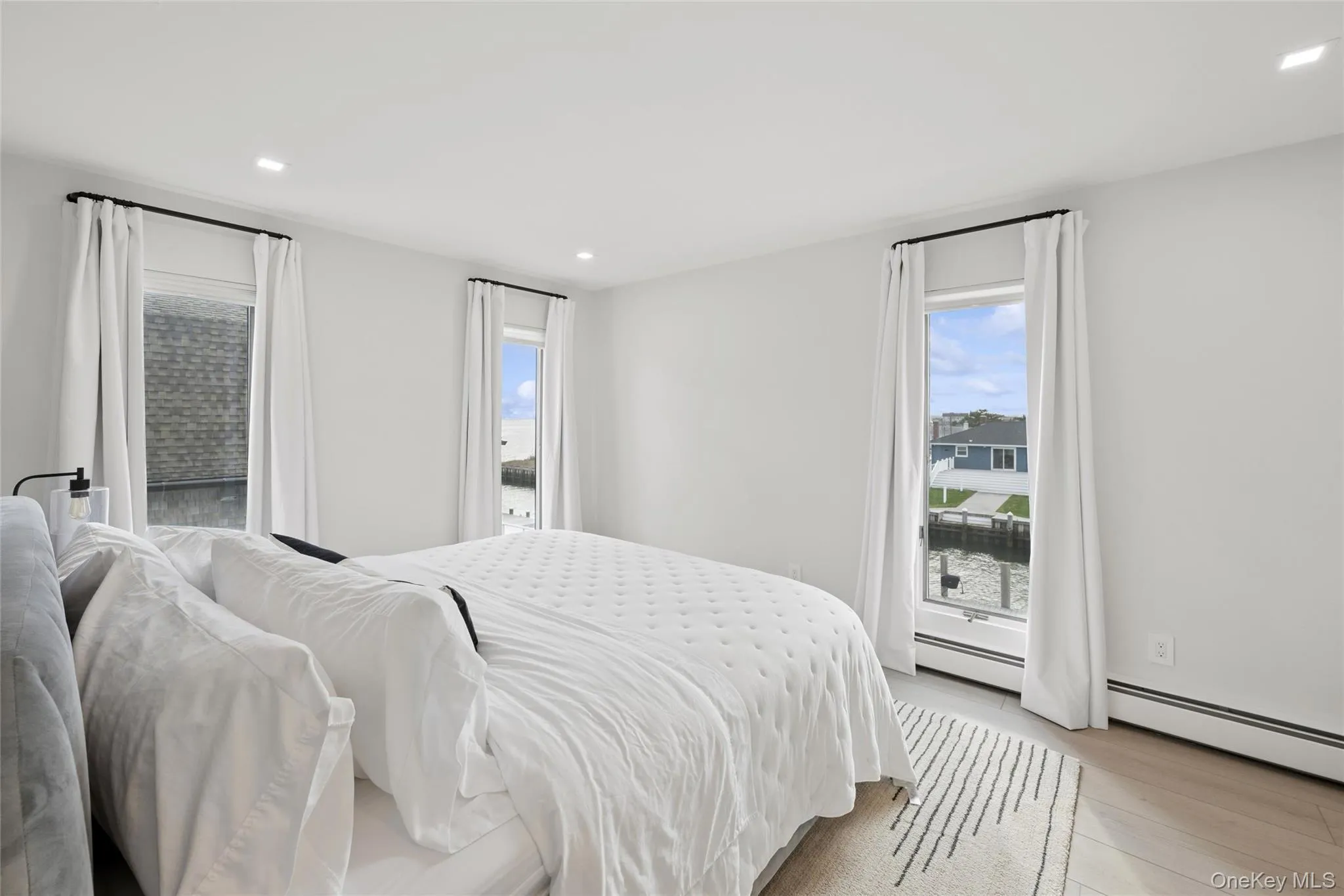 34 Shinnecock Road, Southampton, NY, 5 Bedrooms Bedrooms, 10 Rooms Rooms,3 BathroomsBathrooms,Residential Lease,For Rent,Shinnecock,0,989325 34 Shinnecock Road, Southampton, NY, 5 Bedrooms Bedrooms, 10 Rooms Rooms,3 BathroomsBathrooms,Residential Lease,For Rent,Shinnecock,0,989325