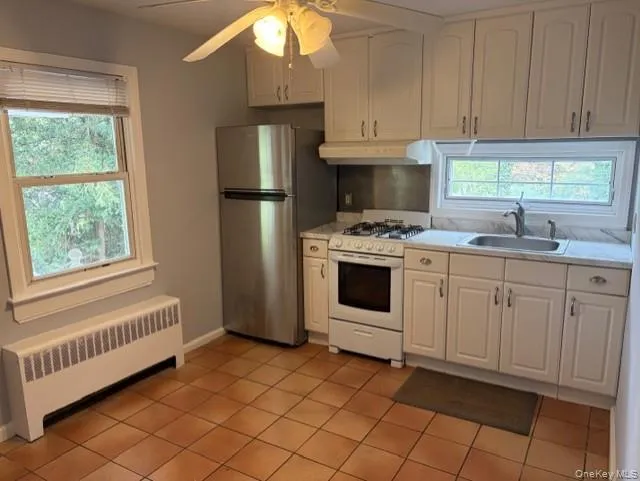 522 main Street, Huntington, NY, 1 Bedroom Bedrooms, 5 Rooms Rooms,1 BathroomBathrooms,Residential Lease,For Rent,main,0,989331 522 main Street, Huntington, NY, 1 Bedroom Bedrooms, 5 Rooms Rooms,1 BathroomBathrooms,Residential Lease,For Rent,main,0,989331