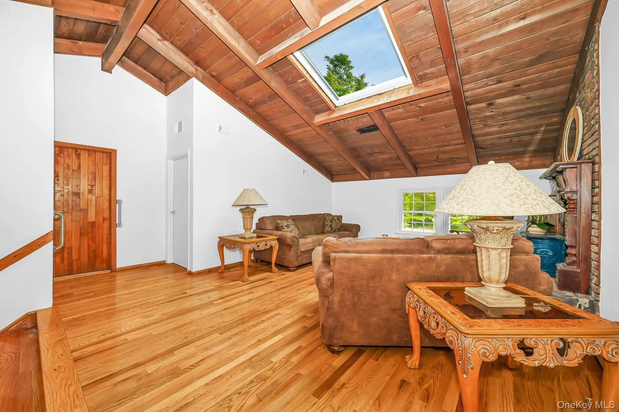 2 Village Drive, Huntington, NY, 4 Bedrooms Bedrooms, 8 Rooms Rooms,3 BathroomsBathrooms,Residential,For Rent,Village,0,989343 2 Village Drive, Huntington, NY, 4 Bedrooms Bedrooms, 8 Rooms Rooms,3 BathroomsBathrooms,Residential,For Rent,Village,0,989343