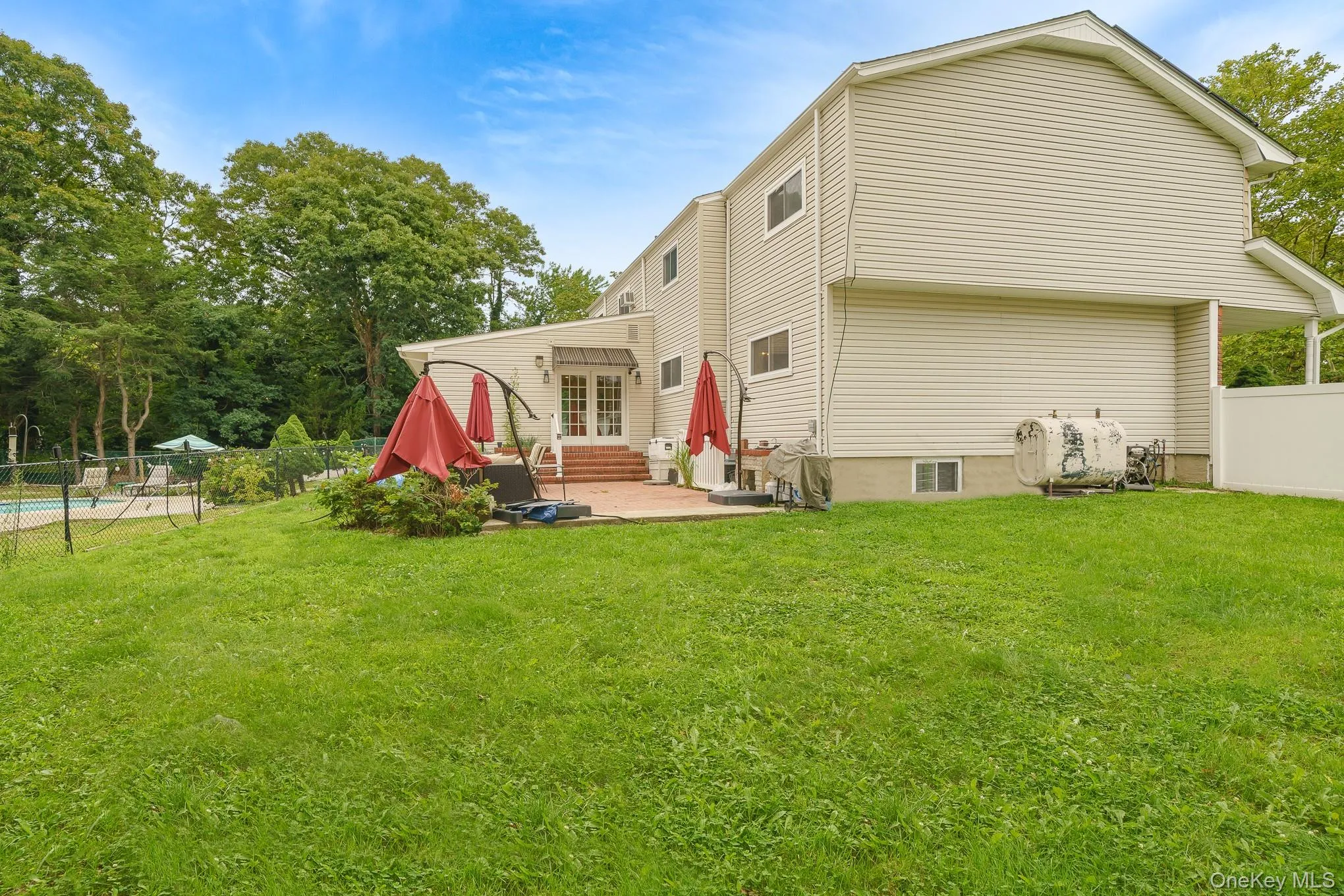 2 Village Drive, Huntington, NY, 4 Bedrooms Bedrooms, 8 Rooms Rooms,3 BathroomsBathrooms,Residential,For Rent,Village,0,989343 2 Village Drive, Huntington, NY, 4 Bedrooms Bedrooms, 8 Rooms Rooms,3 BathroomsBathrooms,Residential,For Rent,Village,0,989343