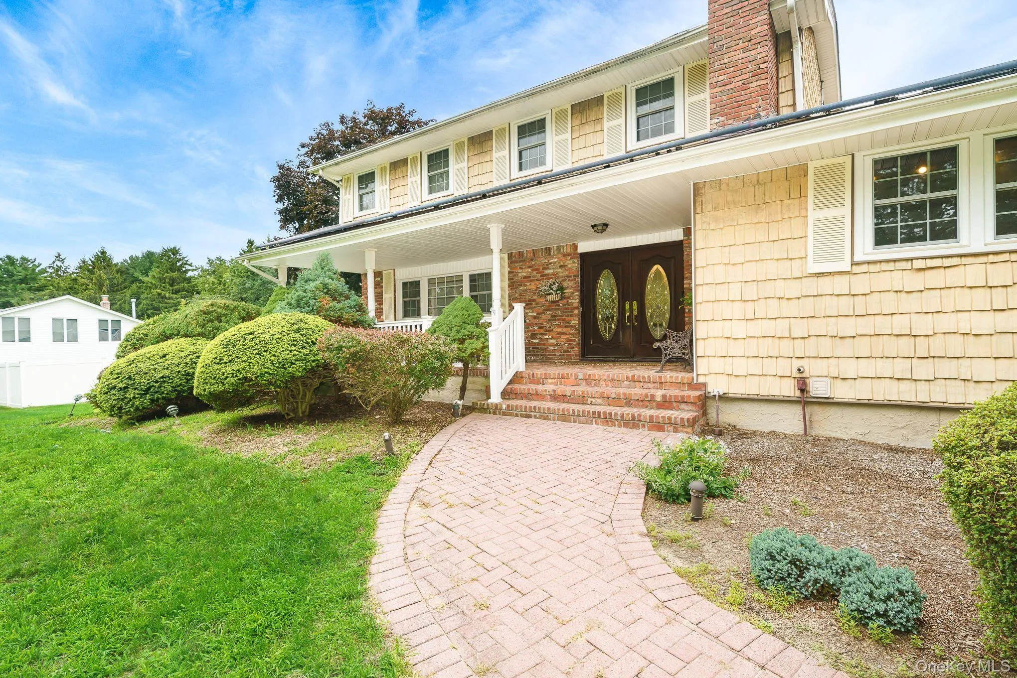 2 Village Drive, Huntington, NY, 4 Bedrooms Bedrooms, 8 Rooms Rooms,3 BathroomsBathrooms,Residential,For Rent,Village,0,989343 2 Village Drive, Huntington, NY, 4 Bedrooms Bedrooms, 8 Rooms Rooms,3 BathroomsBathrooms,Residential,For Rent,Village,0,989343