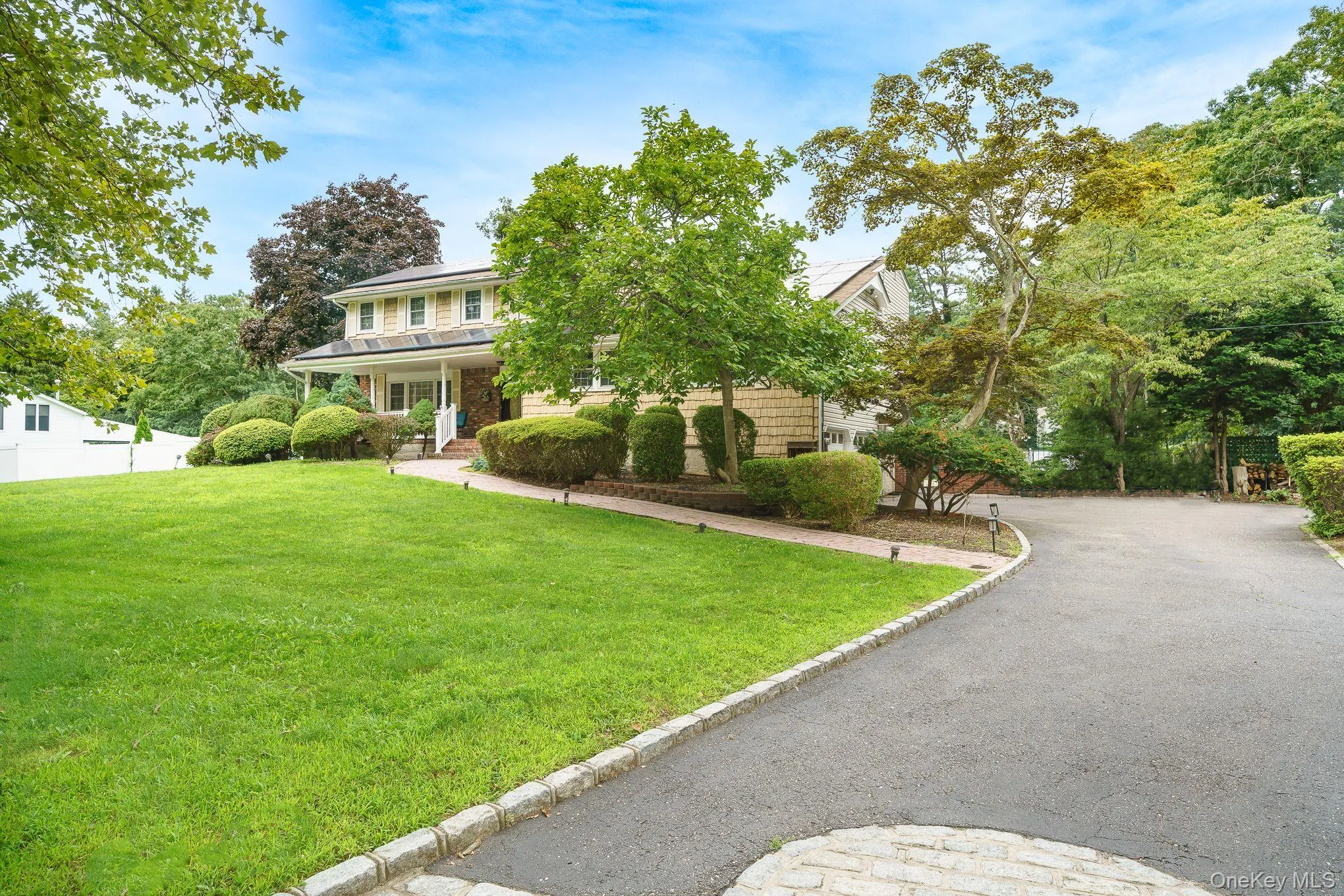 2 Village Drive, Huntington, NY, 4 Bedrooms Bedrooms, 8 Rooms Rooms,3 BathroomsBathrooms,Residential,For Rent,Village,0,989343 2 Village Drive, Huntington, NY, 4 Bedrooms Bedrooms, 8 Rooms Rooms,3 BathroomsBathrooms,Residential,For Rent,Village,0,989343