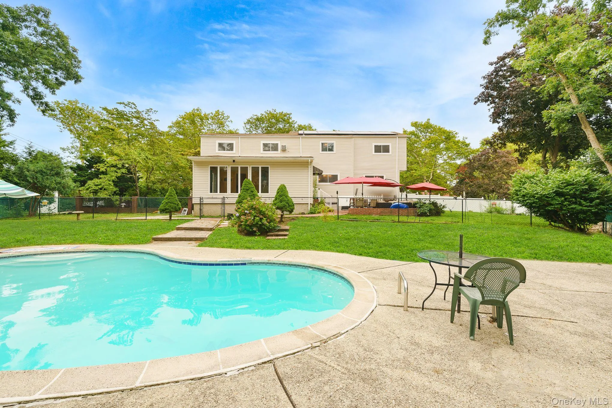 2 Village Drive, Huntington, NY, 4 Bedrooms Bedrooms, 8 Rooms Rooms,3 BathroomsBathrooms,Residential,For Rent,Village,0,989343 2 Village Drive, Huntington, NY, 4 Bedrooms Bedrooms, 8 Rooms Rooms,3 BathroomsBathrooms,Residential,For Rent,Village,0,989343