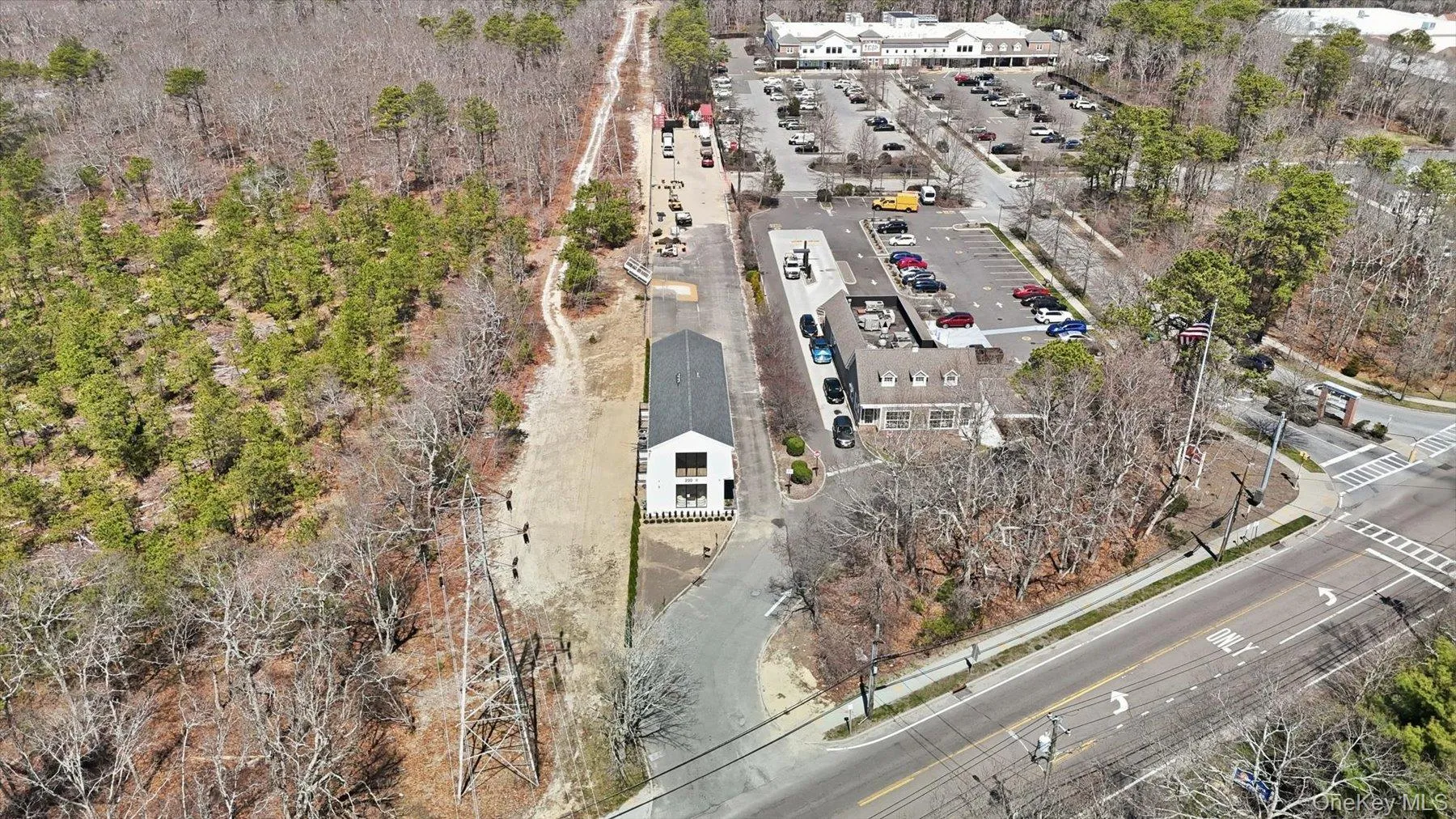 200 Montauk Highway, Southampton, NY, ,Commercial Lease,For Rent,Montauk,0,989348 200 Montauk Highway, Southampton, NY, ,Commercial Lease,For Rent,Montauk,0,989348