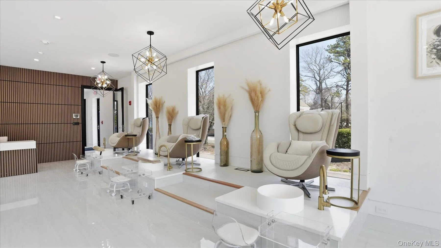 Unit 1A - Next door furnished occupied unit Manicure Salon . For illustrative purposes. Unit 1A - Next door furnished occupied unit Manicure Salon . For illustrative purposes.