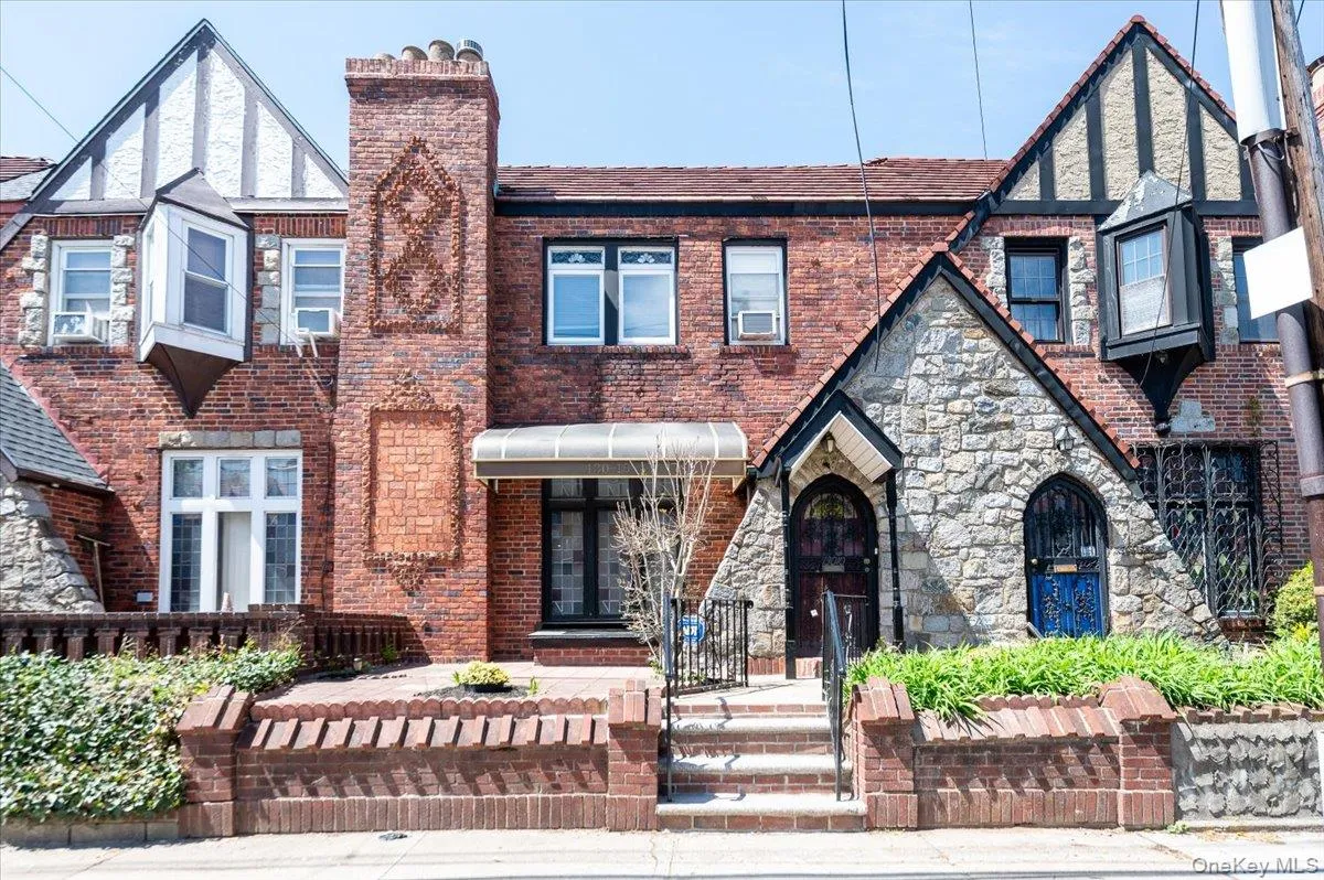 13010 227th Street, New York, NY, 3 Bedrooms Bedrooms, 6 Rooms Rooms,1 BathroomBathrooms,Residential Sale,For Rent,227th,0,989354 13010 227th Street, New York, NY, 3 Bedrooms Bedrooms, 6 Rooms Rooms,1 BathroomBathrooms,Residential Sale,For Rent,227th,0,989354