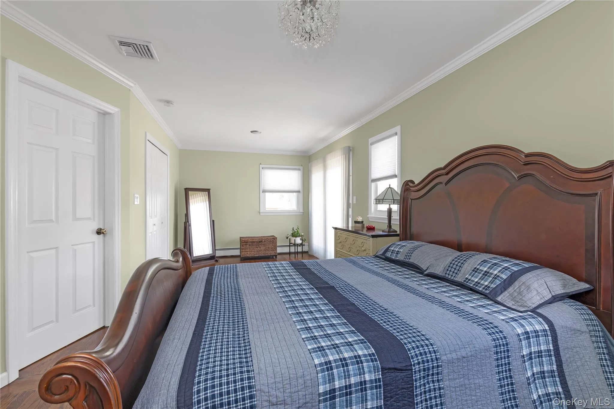 1107 Little Neck Avenue, Hempstead, NY, 2 Bedrooms Bedrooms, 5 Rooms Rooms,2 BathroomsBathrooms,Residential,For Rent,Little Neck,0,989355 1107 Little Neck Avenue, Hempstead, NY, 2 Bedrooms Bedrooms, 5 Rooms Rooms,2 BathroomsBathrooms,Residential,For Rent,Little Neck,0,989355