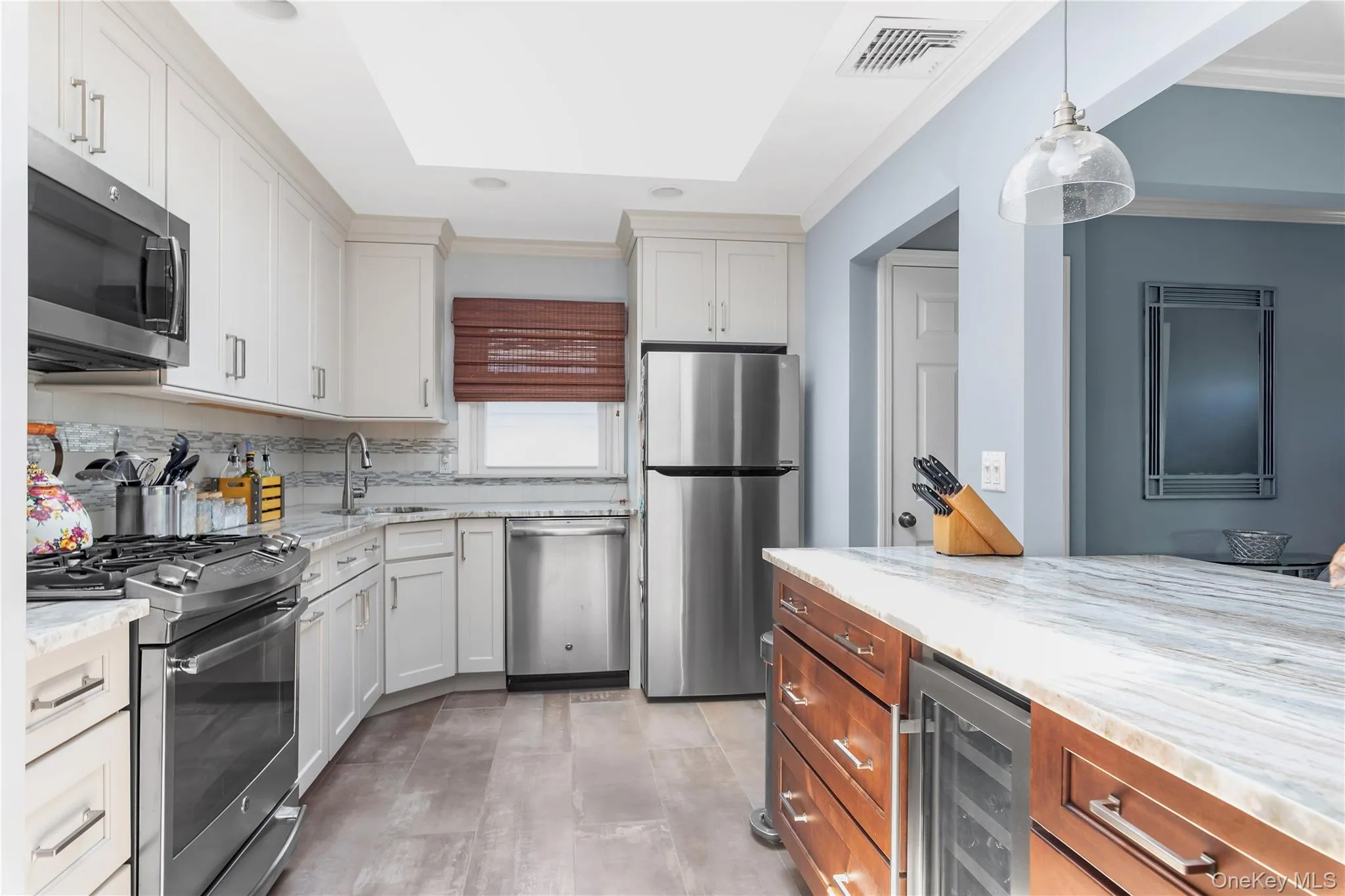 1107 Little Neck Avenue, Hempstead, NY, 2 Bedrooms Bedrooms, 5 Rooms Rooms,2 BathroomsBathrooms,Residential,For Rent,Little Neck,0,989355 1107 Little Neck Avenue, Hempstead, NY, 2 Bedrooms Bedrooms, 5 Rooms Rooms,2 BathroomsBathrooms,Residential,For Rent,Little Neck,0,989355