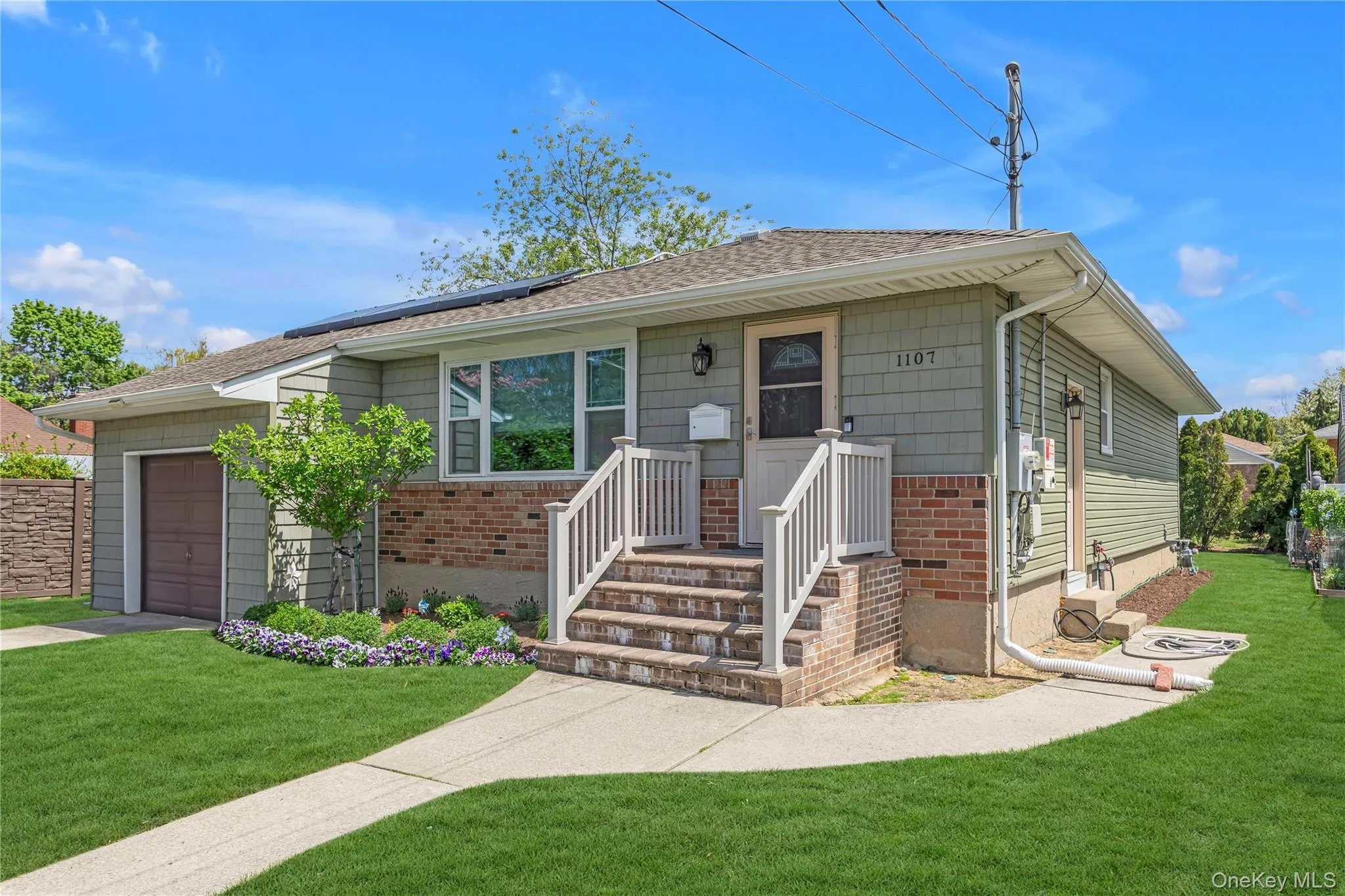 1107 Little Neck Avenue, Hempstead, NY, 2 Bedrooms Bedrooms, 5 Rooms Rooms,2 BathroomsBathrooms,Residential,For Rent,Little Neck,0,989355 1107 Little Neck Avenue, Hempstead, NY, 2 Bedrooms Bedrooms, 5 Rooms Rooms,2 BathroomsBathrooms,Residential,For Rent,Little Neck,0,989355