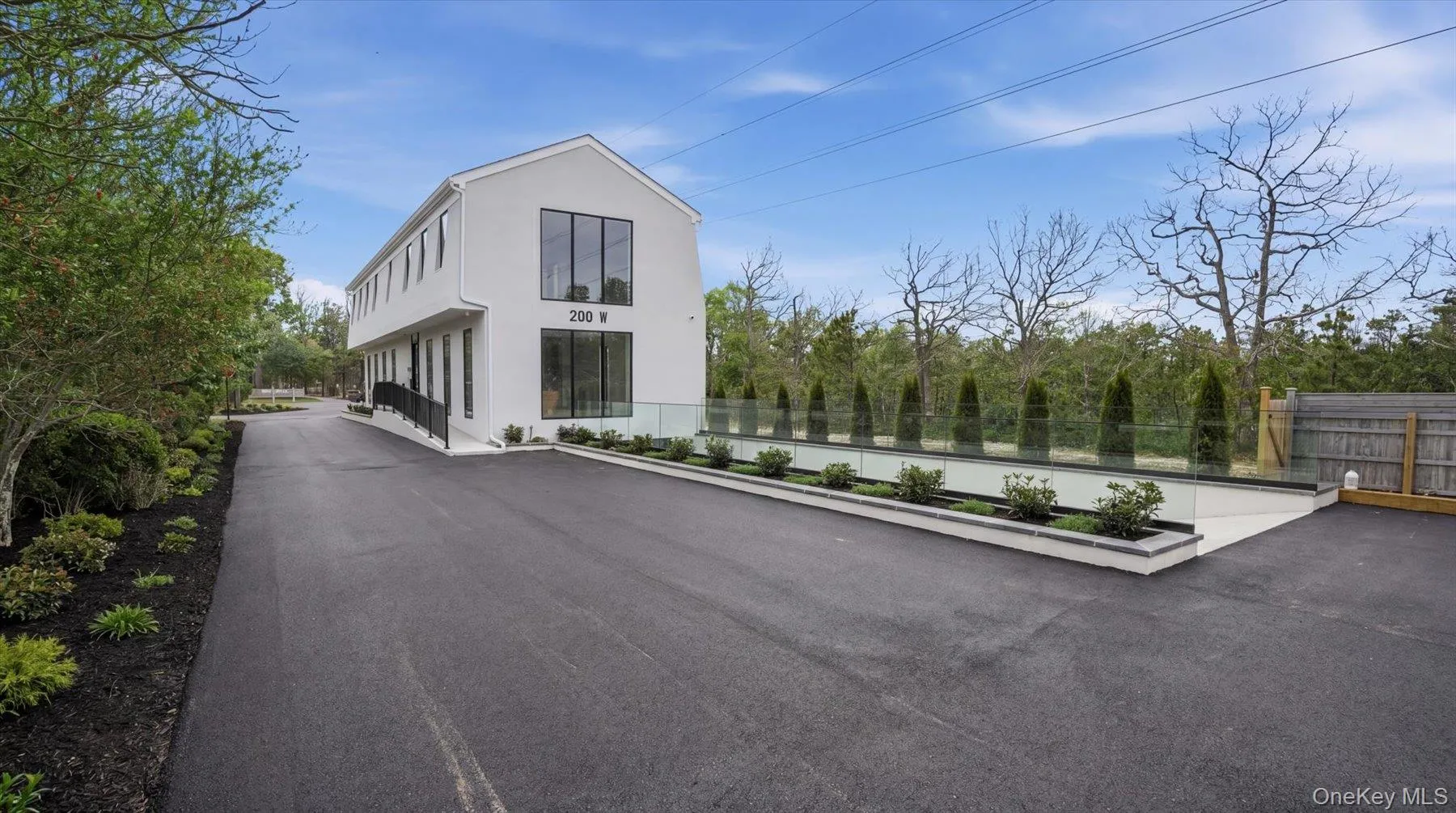 200 Montauk Highway, Southampton, NY, ,Commercial Lease,For Rent,Montauk,0,989372 200 Montauk Highway, Southampton, NY, ,Commercial Lease,For Rent,Montauk,0,989372