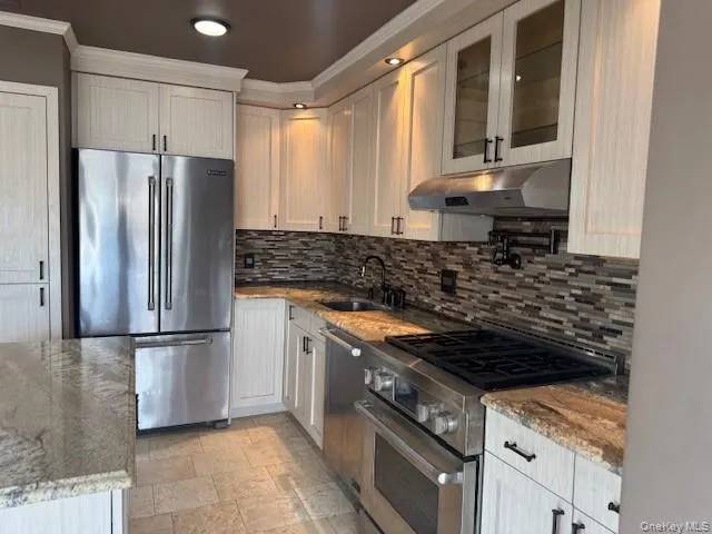 75 Bay Drive, Babylon, NY, 2 Bedrooms Bedrooms, 5 Rooms Rooms,1 BathroomBathrooms,Residential,For Rent,Bay,0,KEY989376 75 Bay Drive, Babylon, NY, 2 Bedrooms Bedrooms, 5 Rooms Rooms,1 BathroomBathrooms,Residential,For Rent,Bay,0,KEY989376