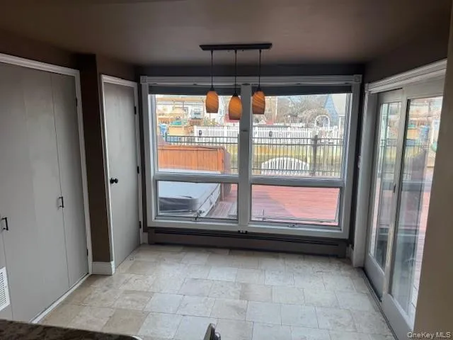 75 Bay Drive, Babylon, NY, 2 Bedrooms Bedrooms, 5 Rooms Rooms,1 BathroomBathrooms,Residential,For Rent,Bay,0,KEY989376 75 Bay Drive, Babylon, NY, 2 Bedrooms Bedrooms, 5 Rooms Rooms,1 BathroomBathrooms,Residential,For Rent,Bay,0,KEY989376