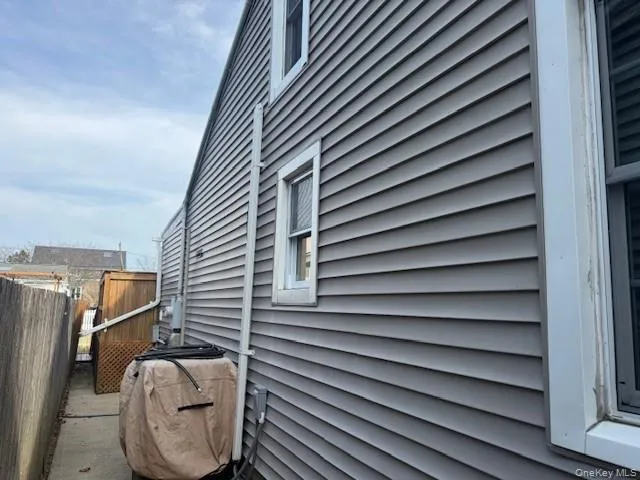 75 Bay Drive, Babylon, NY, 2 Bedrooms Bedrooms, 5 Rooms Rooms,1 BathroomBathrooms,Residential,For Rent,Bay,0,KEY989376 75 Bay Drive, Babylon, NY, 2 Bedrooms Bedrooms, 5 Rooms Rooms,1 BathroomBathrooms,Residential,For Rent,Bay,0,KEY989376