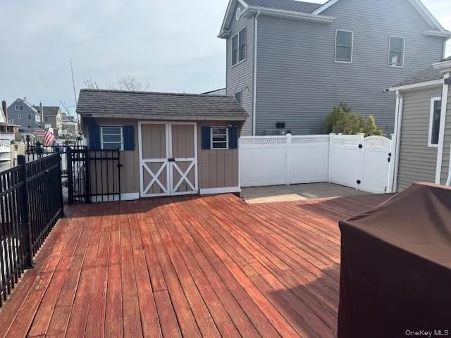 75 Bay Drive, Babylon, NY, 2 Bedrooms Bedrooms, 5 Rooms Rooms,1 BathroomBathrooms,Residential,For Rent,Bay,0,KEY989376 75 Bay Drive, Babylon, NY, 2 Bedrooms Bedrooms, 5 Rooms Rooms,1 BathroomBathrooms,Residential,For Rent,Bay,0,KEY989376