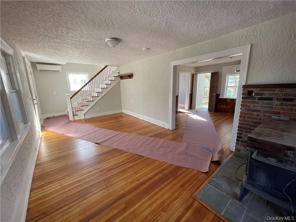 7 Bonnie Brae Avenue, Somers, NY, 3 Bedrooms Bedrooms, 7 Rooms Rooms,1 BathroomBathrooms,Residential Lease,For Rent,Bonnie Brae,0,989377 7 Bonnie Brae Avenue, Somers, NY, 3 Bedrooms Bedrooms, 7 Rooms Rooms,1 BathroomBathrooms,Residential Lease,For Rent,Bonnie Brae,0,989377