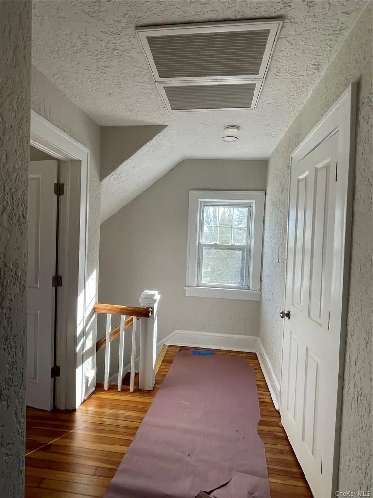7 Bonnie Brae Avenue, Somers, NY, 3 Bedrooms Bedrooms, 7 Rooms Rooms,1 BathroomBathrooms,Residential Lease,For Rent,Bonnie Brae,0,989377 7 Bonnie Brae Avenue, Somers, NY, 3 Bedrooms Bedrooms, 7 Rooms Rooms,1 BathroomBathrooms,Residential Lease,For Rent,Bonnie Brae,0,989377